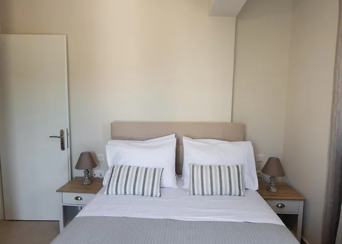Melina Apartments
